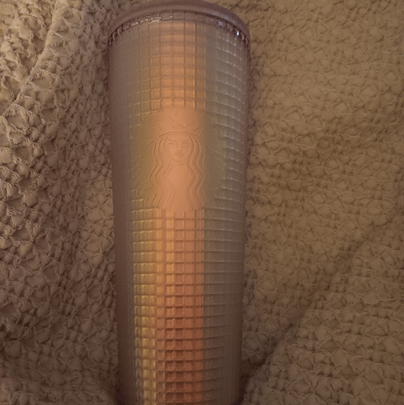 24oz Iridescent Starbucks Cup - Picture 2 of 2